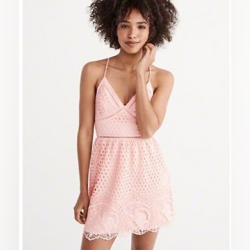 🔥 Abercrombie & Fitch peach pink lace mini dress large